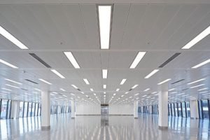 LED Linear High Bay Light, 4ft, 225W/195W/175W, CCT 4000K/5000K, 33,750 Lumens, 120-277 VAC - Lumens Depot