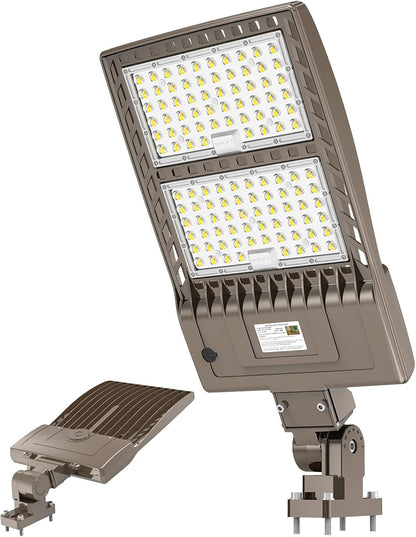 LED Shoebox Light 320W, 5000K, 48,000LM, IP65 Waterproof, UL DLC Listed Parking Lot Light with Arm Mount (100-277VAC) - Lumens Depot